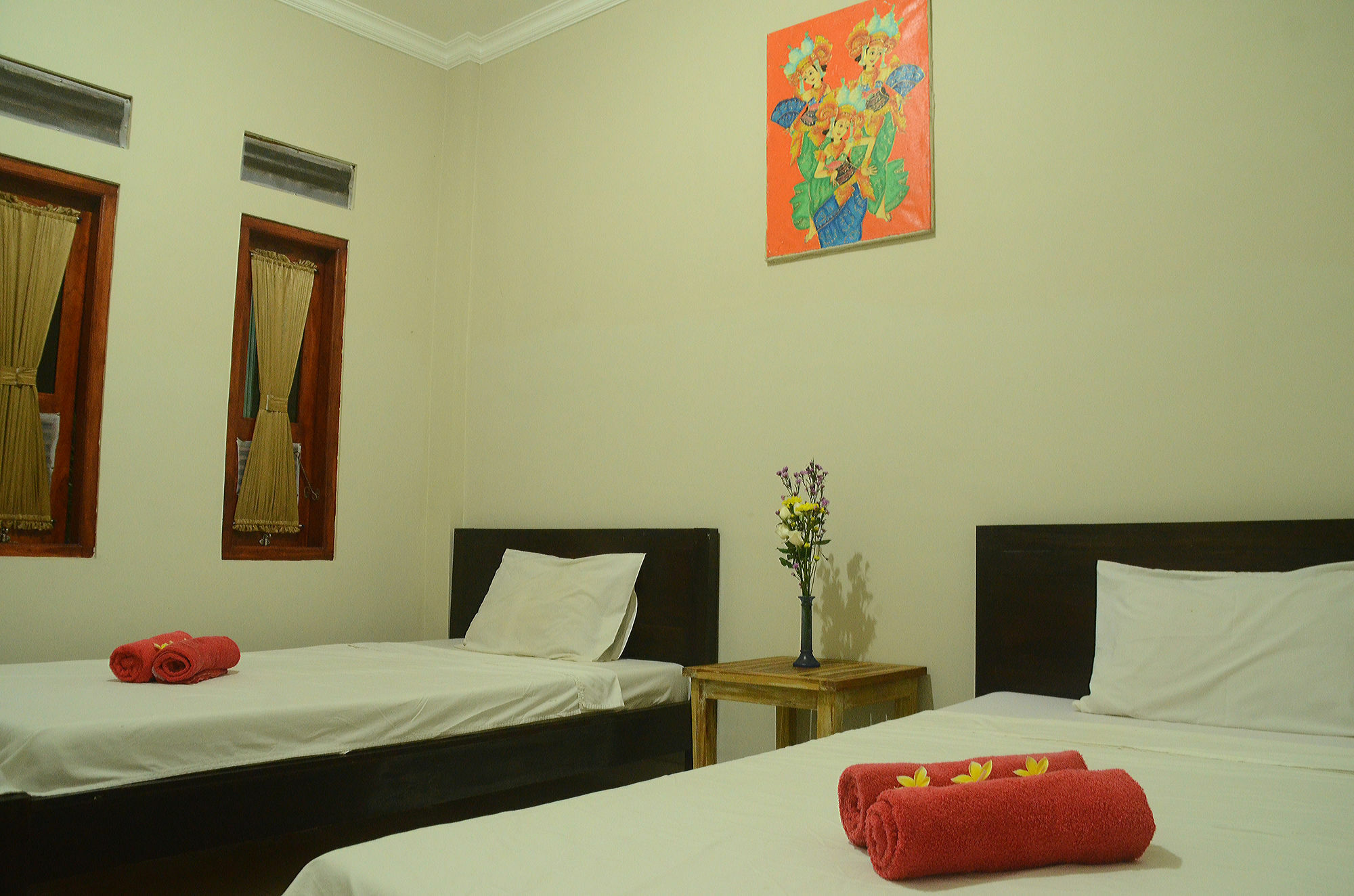 Budget Door Legian Inn Kuta Lombok Exterior foto